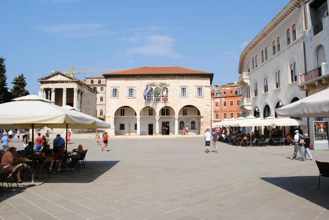 Rjc Apartmani Medulin Croatia